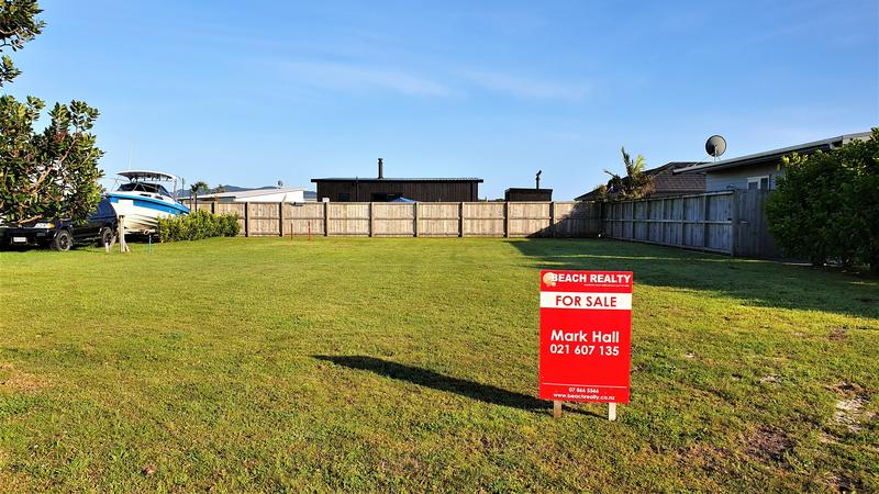 321 Harbour Drive East, Matarangi, Whitianga - Carousel 2