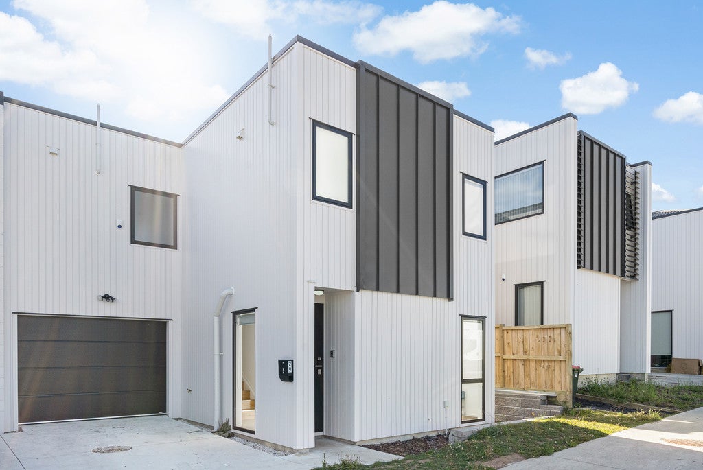 29 Waka Street, Albany Heights, Auckland - Carousel 1