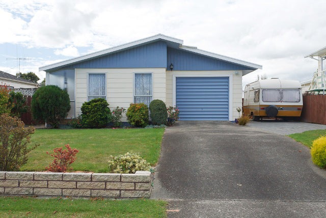 20 Exeter Crescent, Springvale, Whanganui - Carousel 1