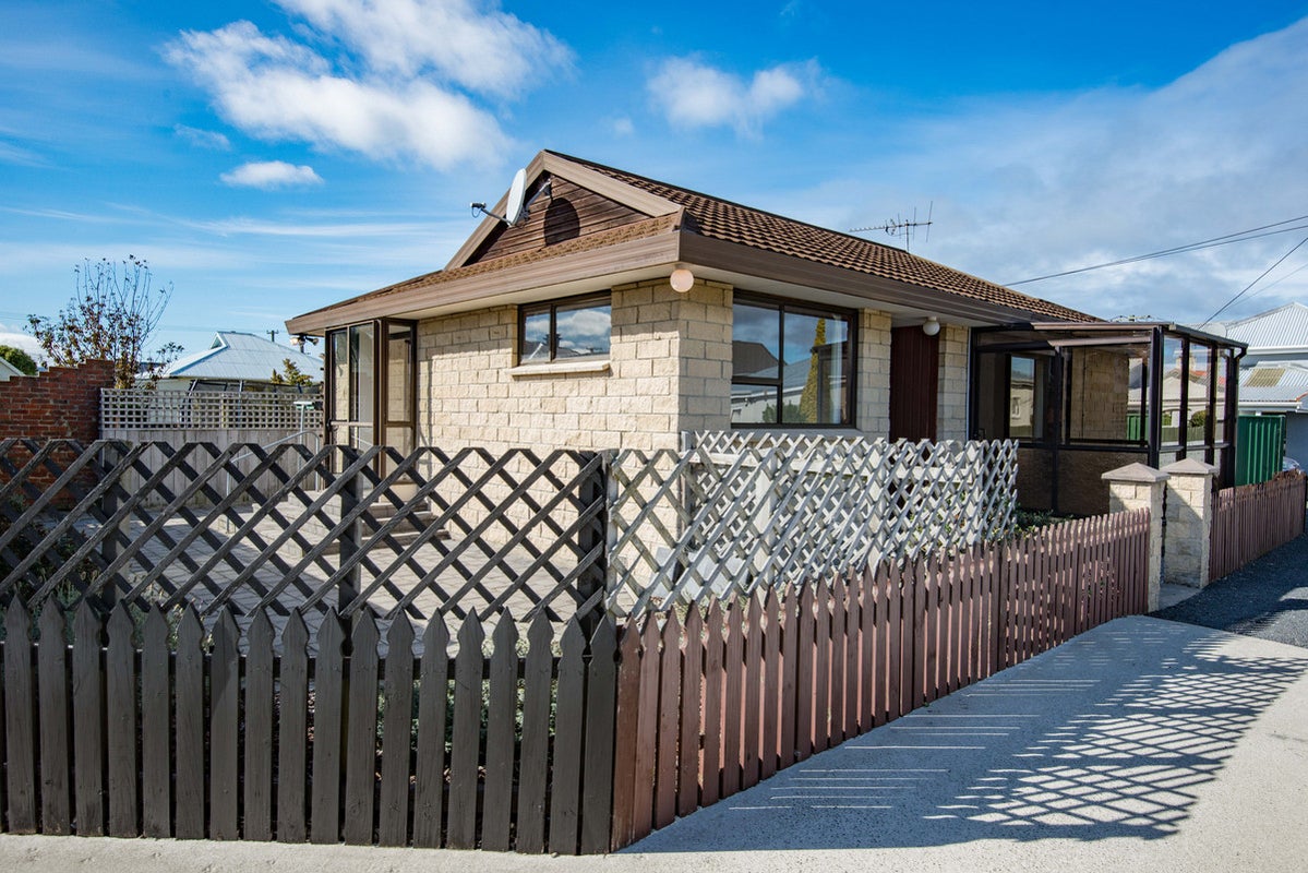 40B Hargest Crescent, Saint Kilda, Dunedin - Carousel 1