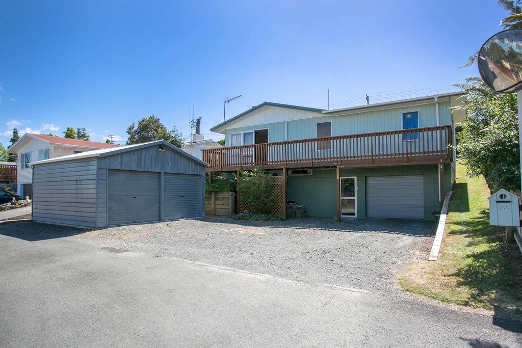 100 McGarry Lane, Te Awamutu, Te Awamutu - Carousel 2