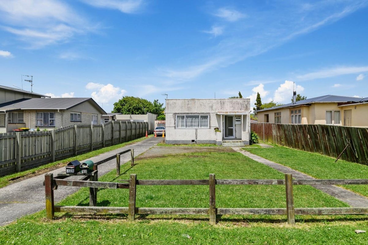 22 Pererika Street, Victoria, Rotorua - Carousel 1