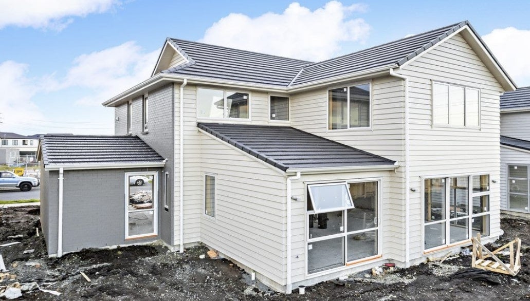 15 Flight Place, Takanini, Auckland - Carousel 2