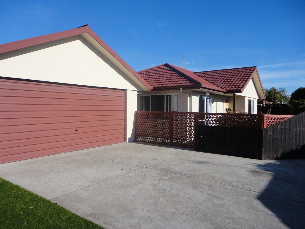 129 Gilberthorpes Road, Hei Hei, Christchurch - Carousel 1