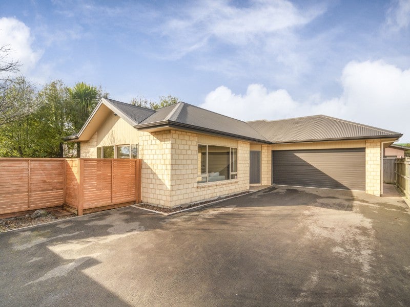 394A College Street, Hokowhitu, Palmerston North - Carousel 1