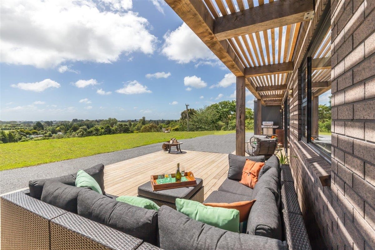 157 Manakau Heights Drive, Manakau, Levin - Carousel 2
