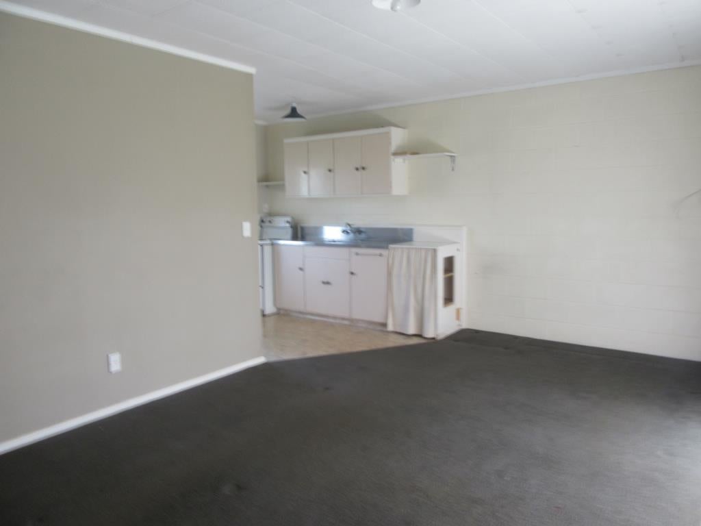 12 Sexton Road, Huntington, Hamilton - Carousel 5