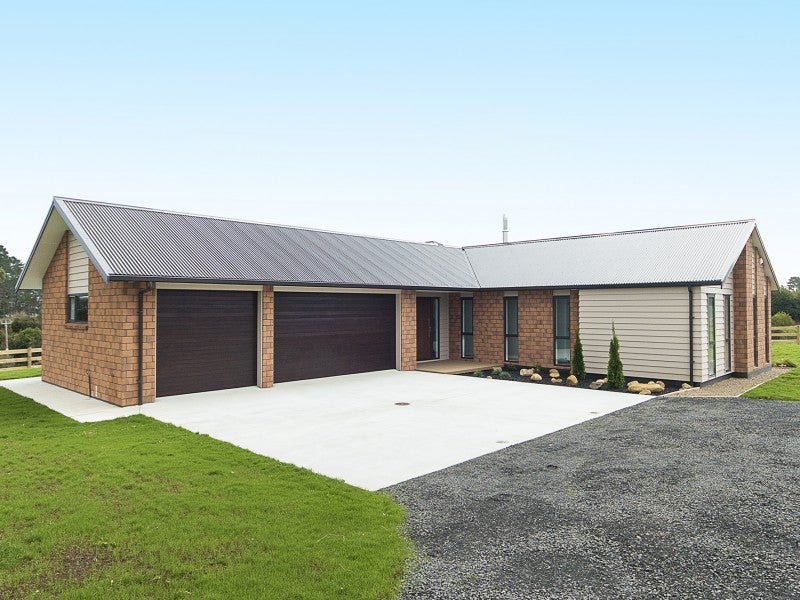 137A Hunt Road, Tuakau - Carousel 1