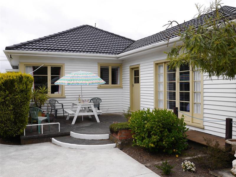 25 Highsted Road, Bishopdale, Christchurch - Carousel 2