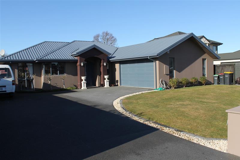 41 Becmead Drive, Harewood, Christchurch - Carousel 1