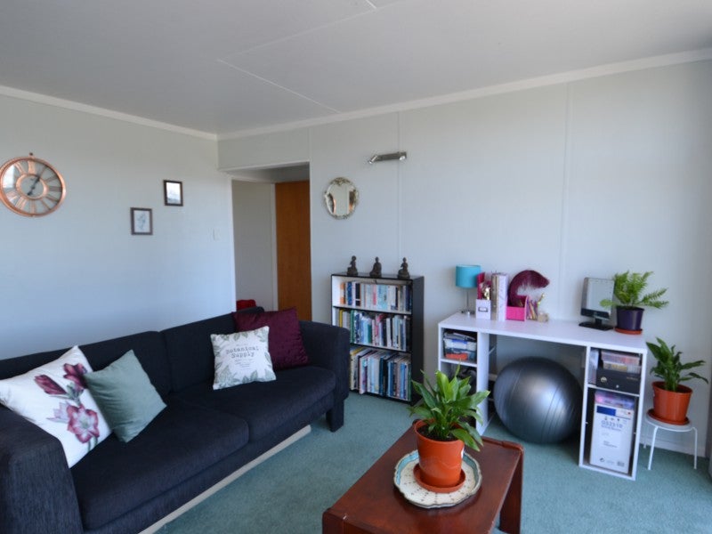 2/381 Adelaide Road, Newtown, Wellington - Carousel 2