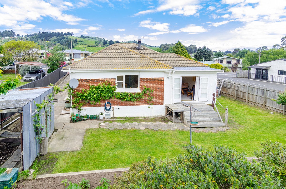 8 Westland Street, Green Island, Dunedin - Carousel 11