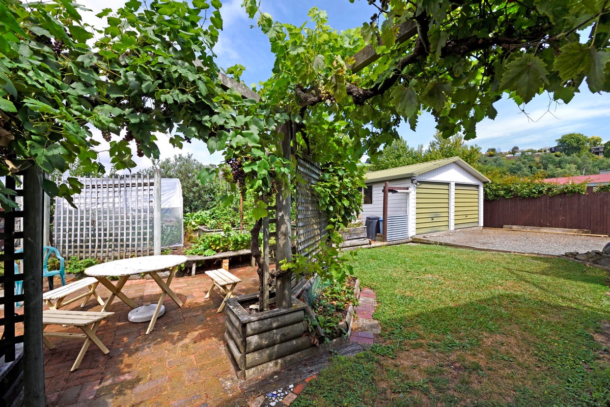 12 Motueka Street, Nelson South, Nelson - Carousel 21