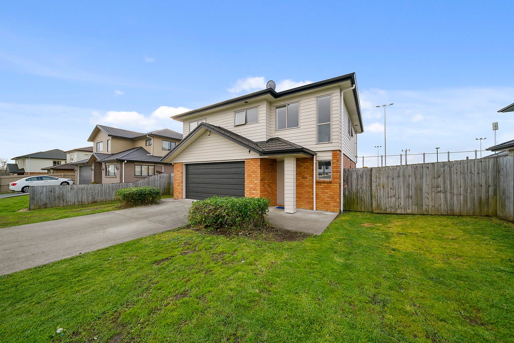 26 Reding Street, Takanini, Auckland - Carousel 1