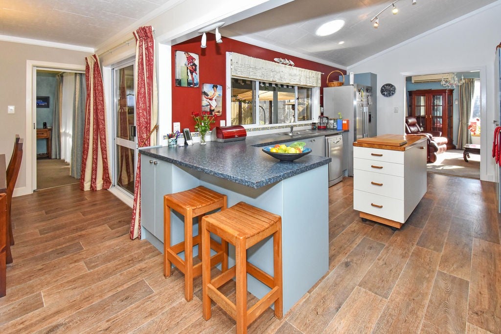 108 Torkar Road, Clarks Beach, Clarks Beach - Carousel 1