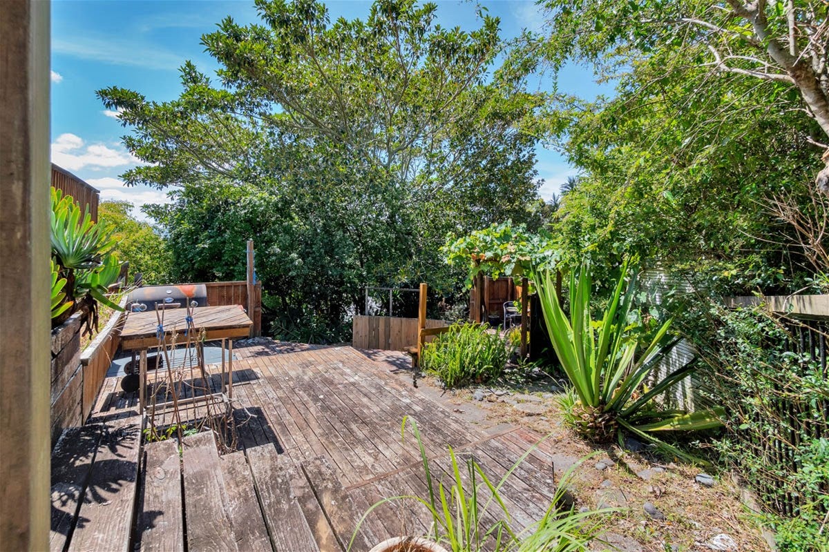 102 Sunnyside Road, Sunnyvale, Auckland - Carousel 35