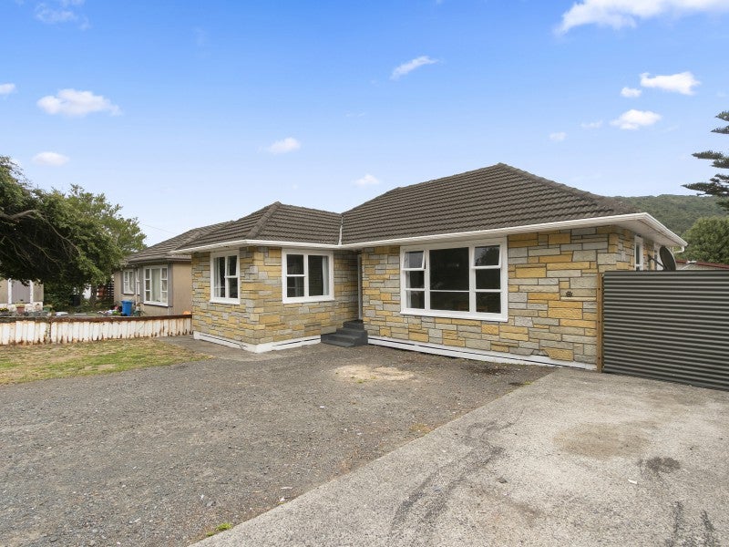 88 Coast Road, Wainuiomata, Lower Hutt - Carousel 1