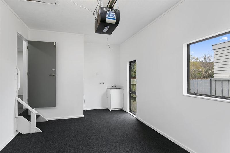 304A Main Road, Tawa, Wellington - Carousel 11