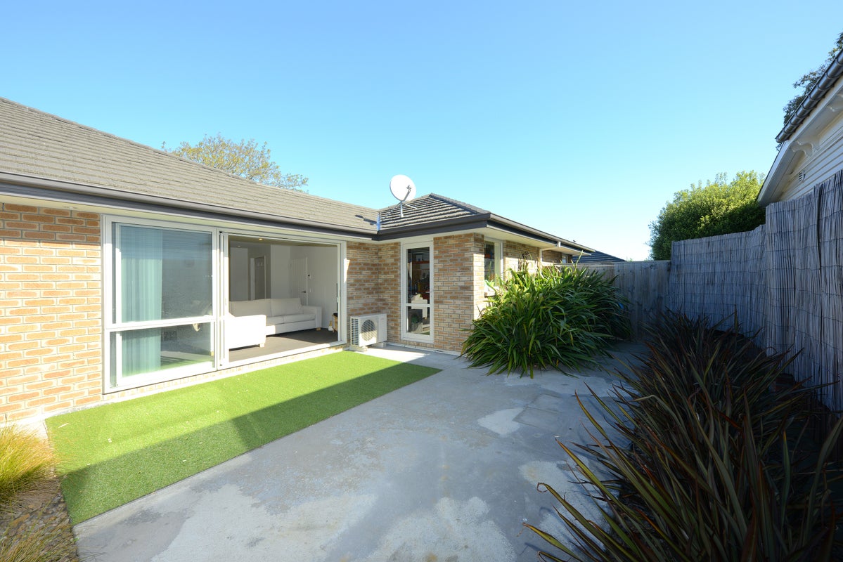 2/43 Waltham Road, Sydenham, Christchurch - Carousel 14