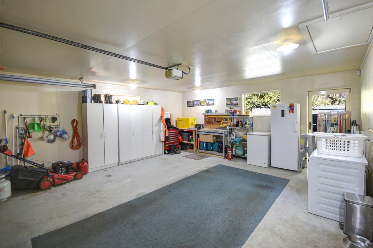 4 Walton Park Avenue, Fairfield, Dunedin - Carousel 20