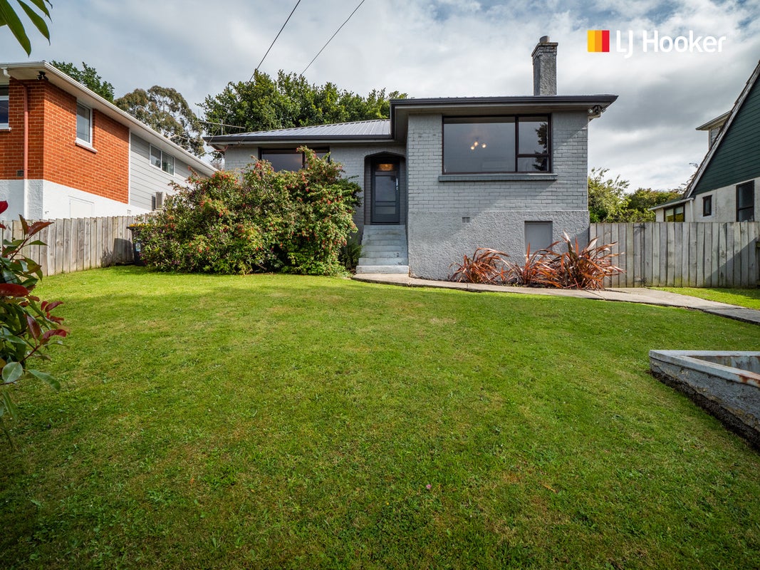 50 Waldron Crescent, Green Island, Dunedin - Carousel 1