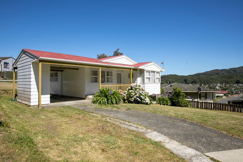 2 Tuam Grove, Wainuiomata, Lower Hutt - Carousel 2