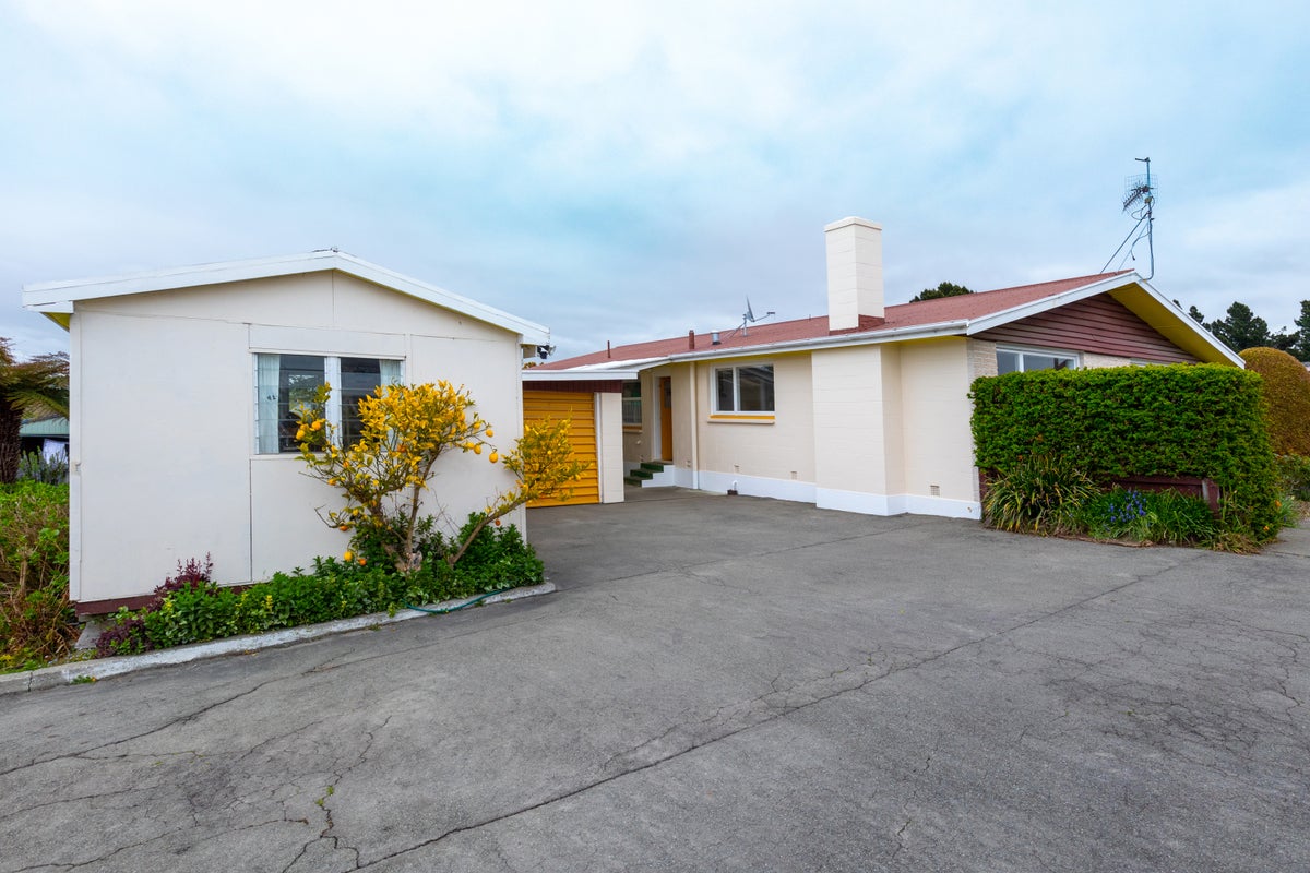 6 Willow Place, Gleniti, Timaru - Carousel 1