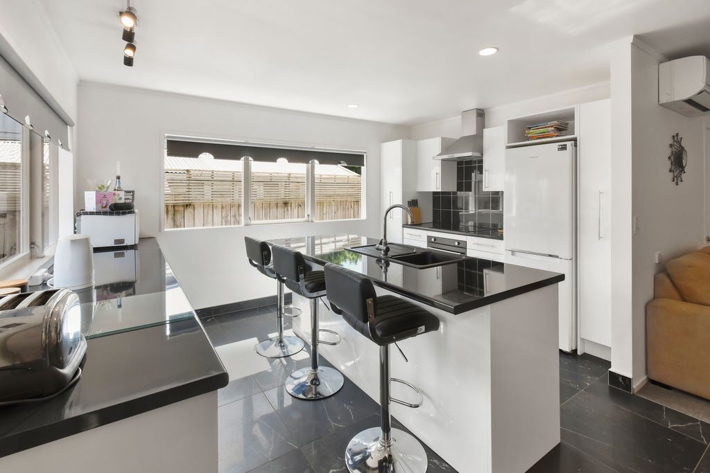27 Stevenson Road, Clarks Beach, Clarks Beach - Carousel 2