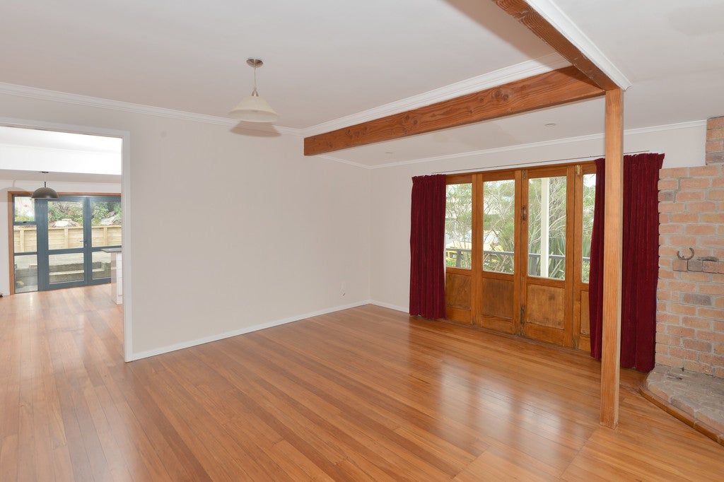 1 Charles Street, Kamo, Whangarei - Carousel 11