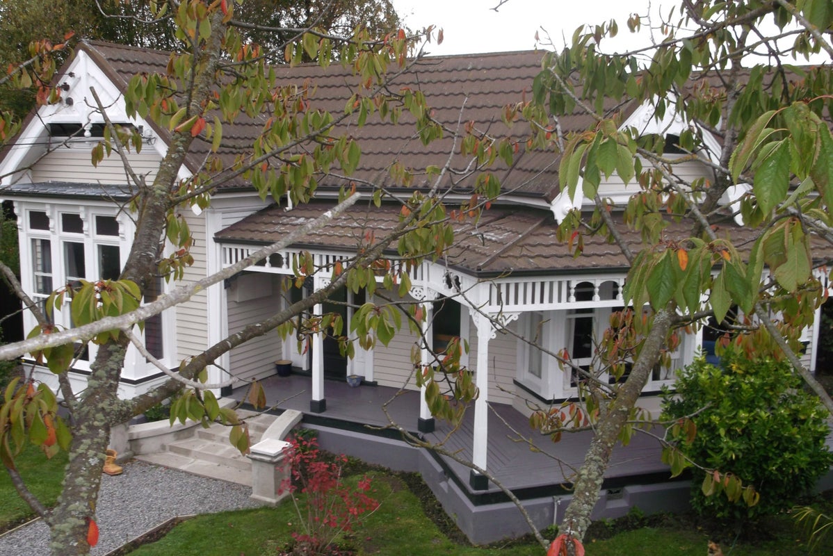 256 Edgeware Road, Edgeware, Christchurch - Carousel 1