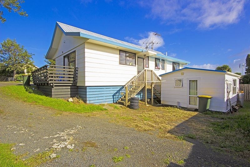 1/51 Redcrest Avenue, Red Hill, Papakura - Carousel 19