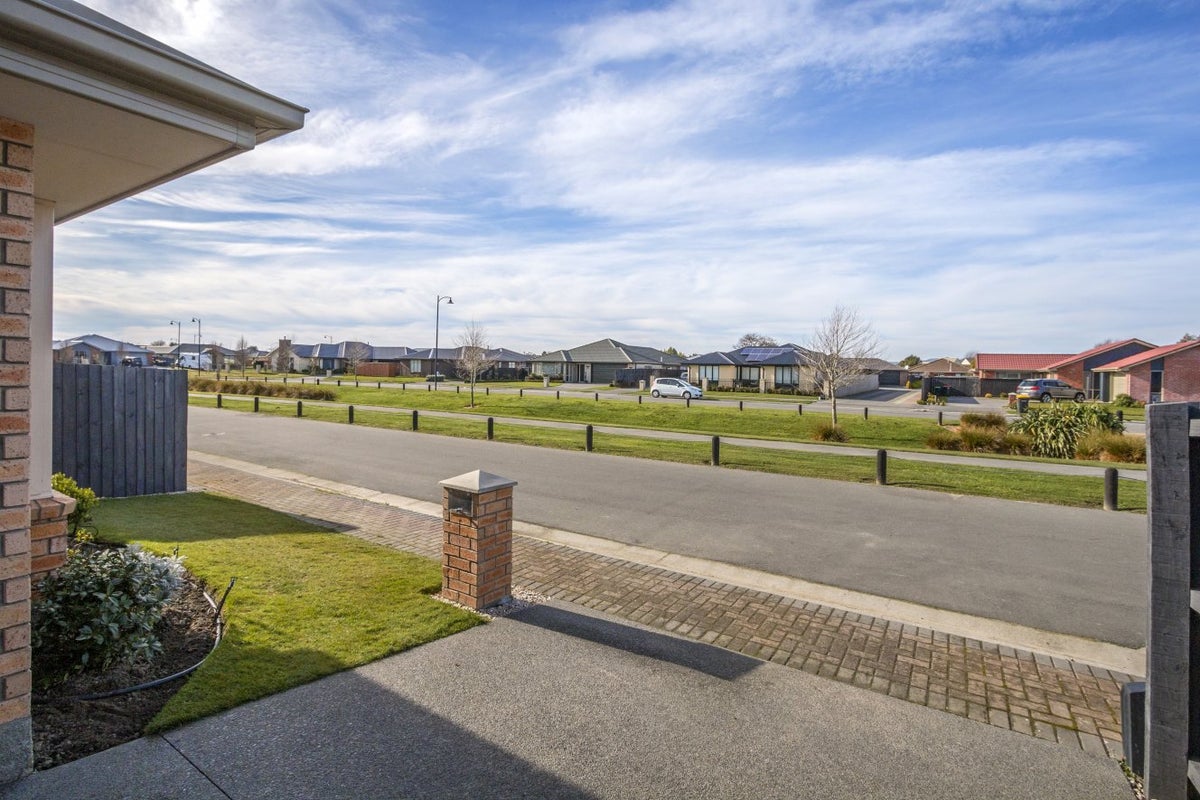 12 Bowmore Lane, Broomfield, Christchurch - Carousel 12