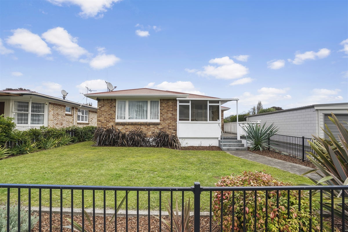 8 Riverlea Road, Riverlea, Hamilton - Carousel 2