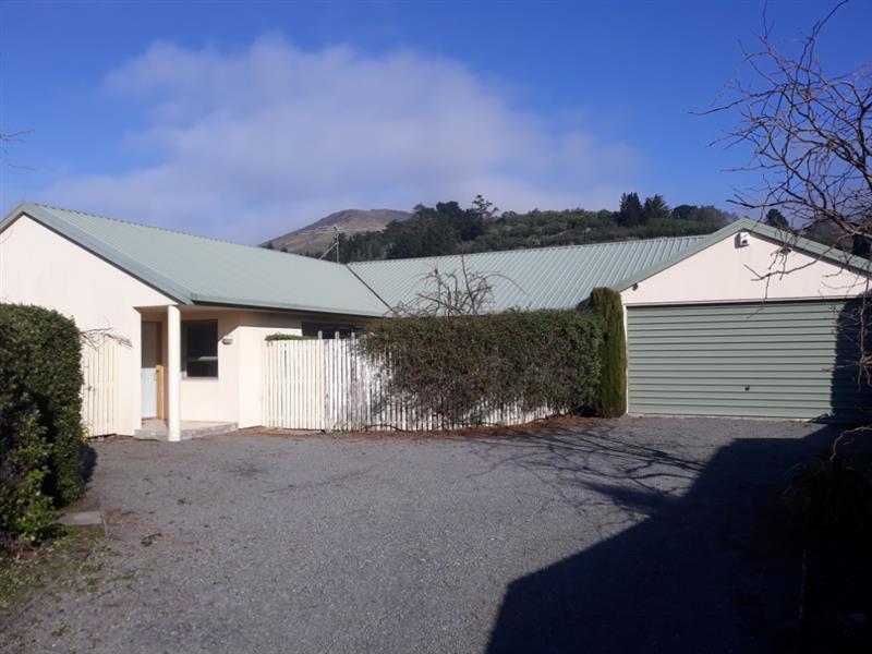 59 Laing Crescent, Heathcote Valley, Christchurch - Carousel 1
