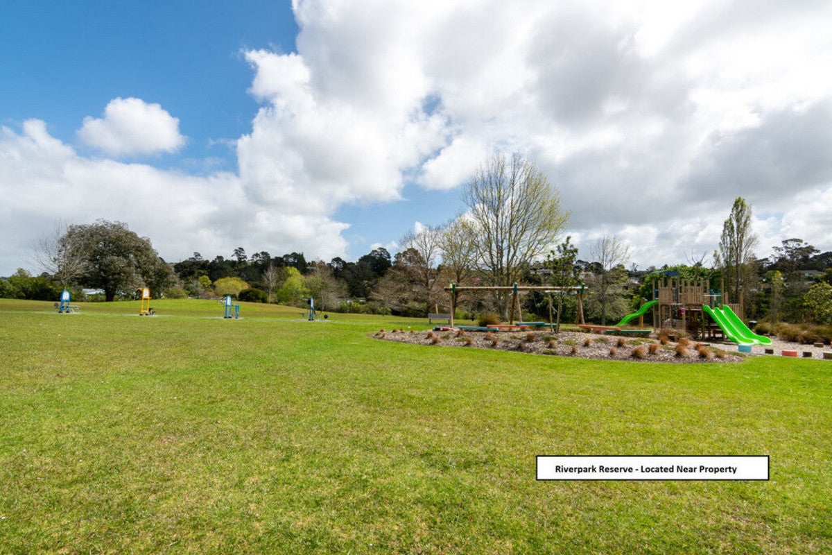 86 Universal Drive, Henderson, Auckland - Carousel 20