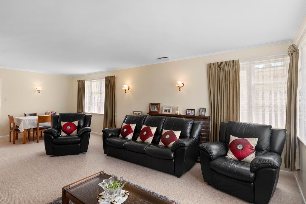 18 Stokes Valley Road, Stokes Valley, Lower Hutt - Carousel 2