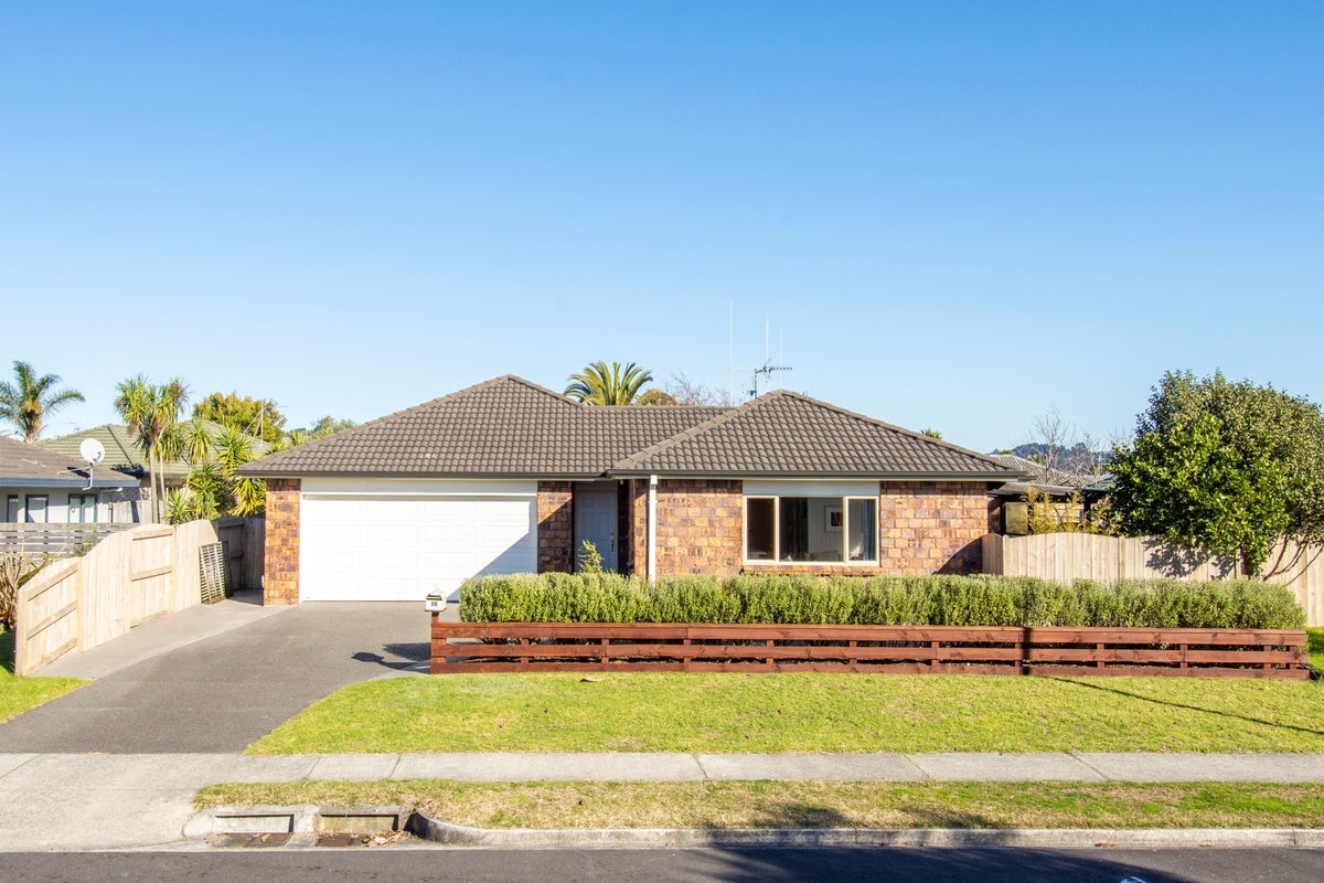 26 Katerini Grove, Papamoa Beach, Papamoa - Carousel 16