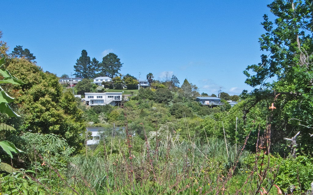 21 Eden Terrace, Onetangi, Waiheke Island - Carousel 1