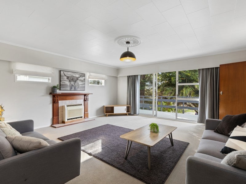 47 Fraser Street, Wainuiomata, Lower Hutt - Carousel 2