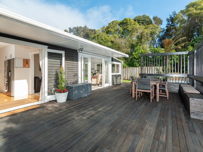 132A Western Springs Road, Morningside, Auckland - Carousel 1