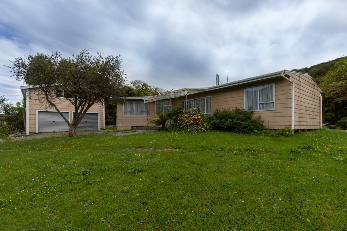 755 Taylorville Road, Taylorville, Greymouth - Carousel 1