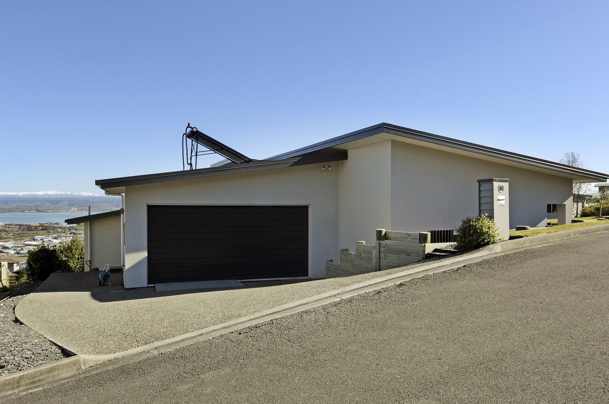 19 Windsor Drive, Britannia Heights, NELSON - Carousel 20