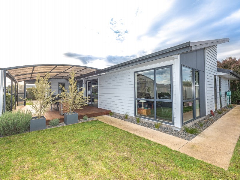 12 Buckingham Place, Springvale, Whanganui - Carousel 17