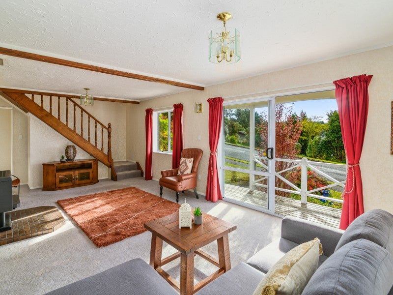 18 Raniera Place, Springfield, Rotorua - Carousel 2