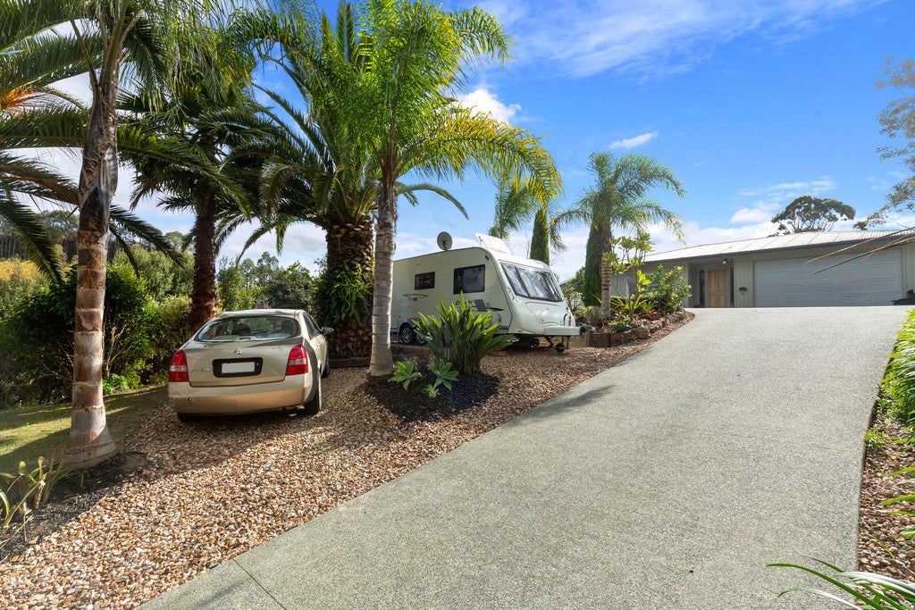 7 Waiata Road, Onetangi, Waiheke Island - Carousel 2