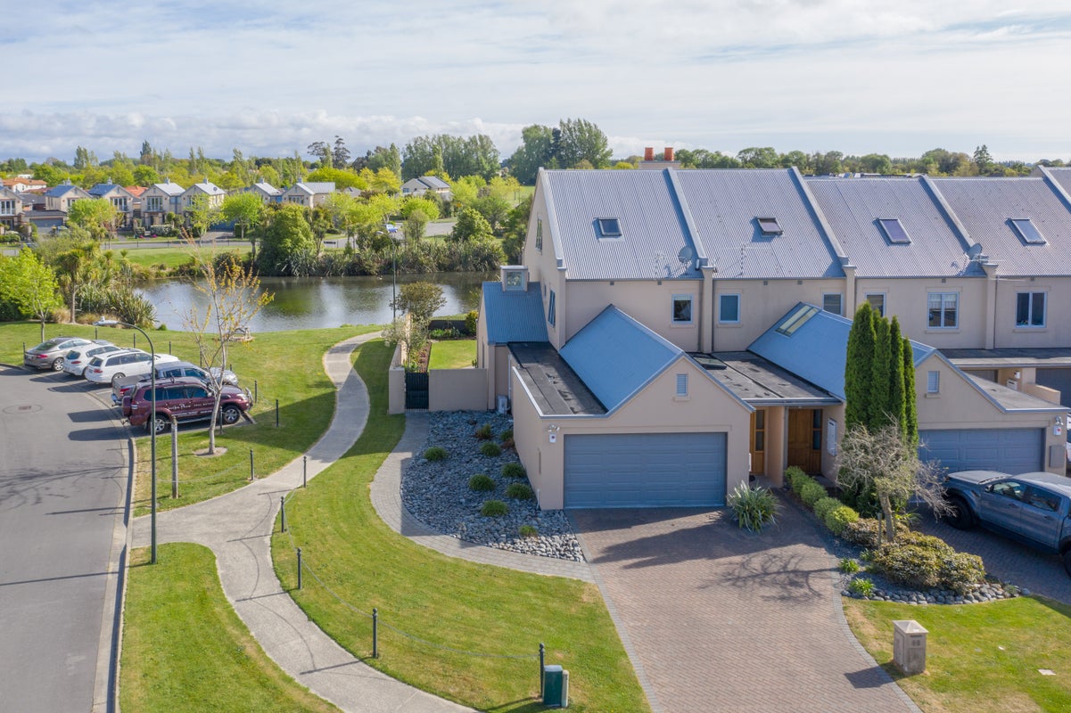 46 Beechwood Drive, Northwood, Christchurch - Carousel 24