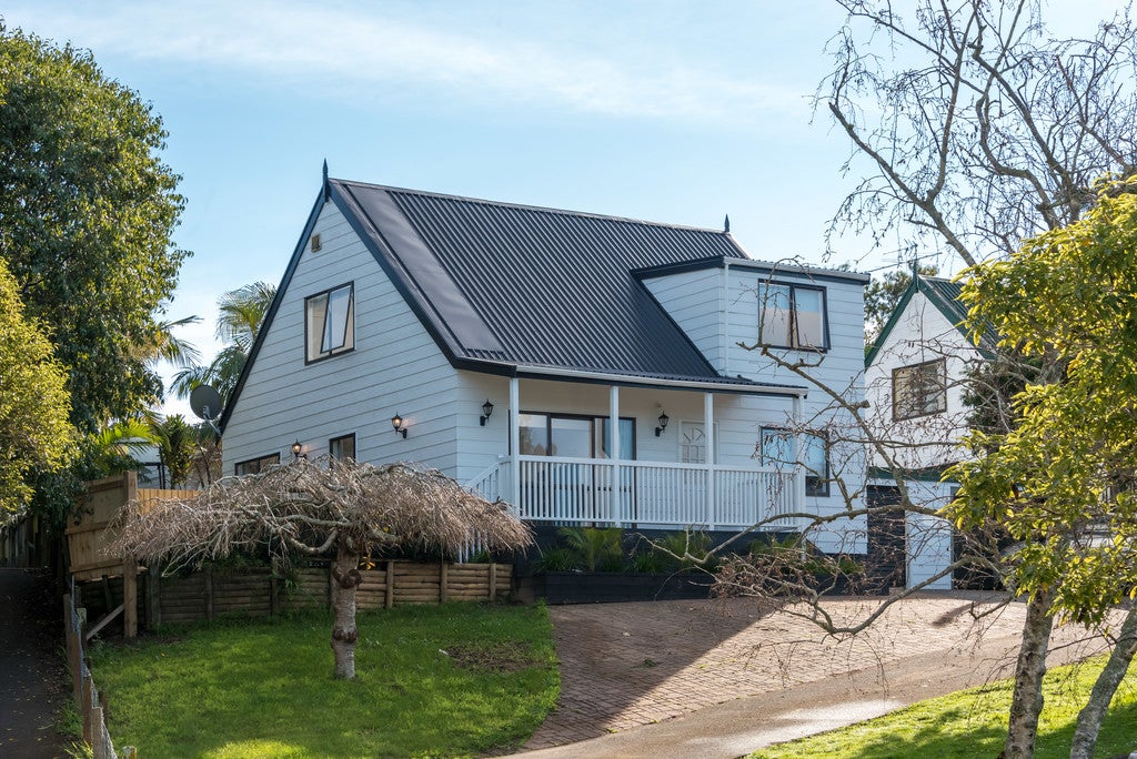 1/11 Yarra Place, Botany Downs, Auckland - Carousel 26