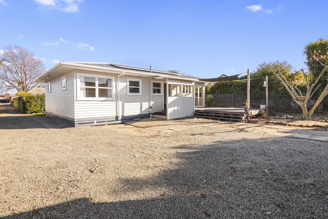 76 Green Street, Tahunanui, Nelson - Carousel 1