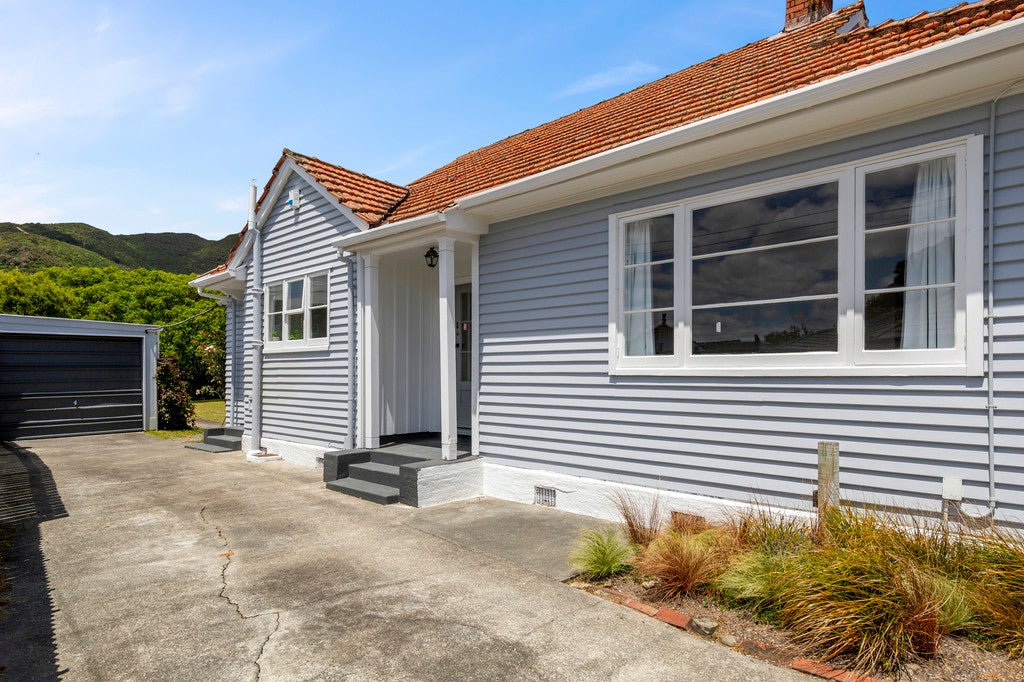 96B Waiwhetu Road, Waiwhetu, Lower Hutt - Carousel 1