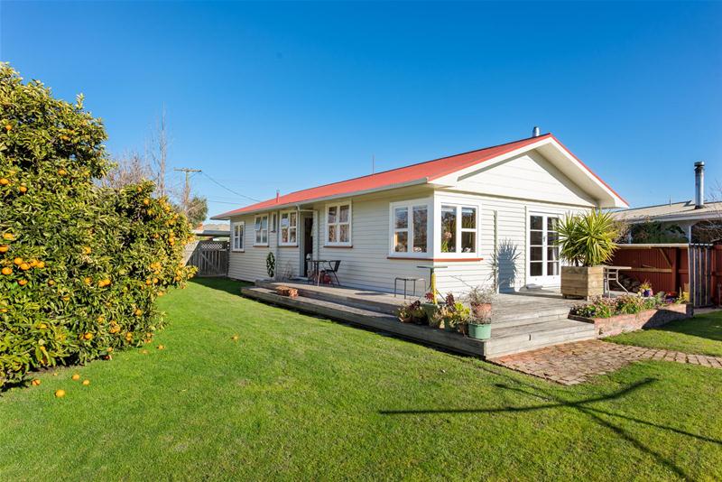 22 Parker Street, Mayfield, Blenheim - Carousel 1